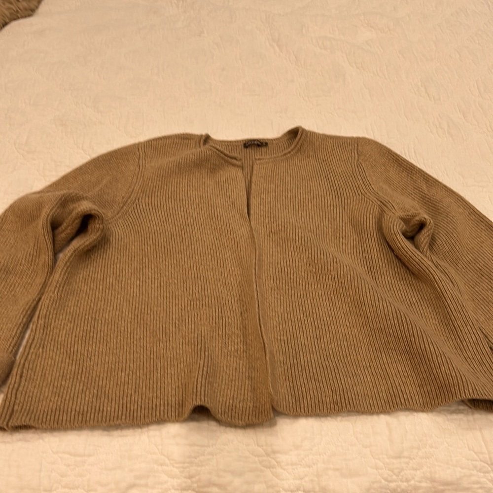 J McLaughlin women’s tan cardigan size XL